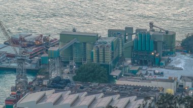 Geniş deniz kenarı kompleksi depolama, işleme ve iskele işlemleri 21 Şubat 2026