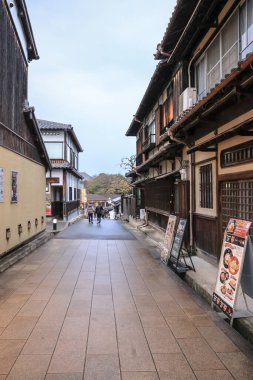 Antik mimari modern Nara kentsel ortamı ile harmanlanıyor 27 Kasım 2025