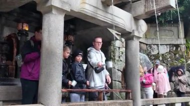 Kiyomizu Dera Tapınağı 25 Kasım 2025 Kyoto Sahne Tepeleri