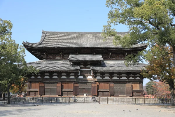 Деревянная архитектура храма То-дзи — стоковое фото