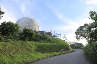 radyo istasyonunda Mount Parker