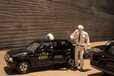 Japonya taksi ile küçük bir rakam