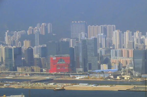 Stadtarchitektur in Hongkong am Tag — Stockfoto