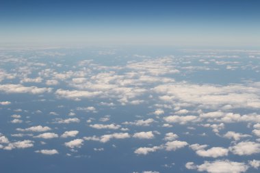 bulut ve gökyüzü bir uçaktan görüntüleme