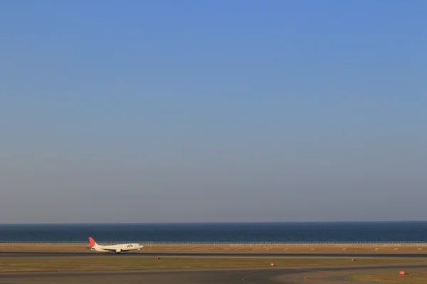 Nagoya,Chubu Centrair International Airport runway — Stock Photo, Image