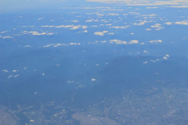 Άποψη του εδάφους από το παράθυρο του αεροπλάνου — Φωτογραφία Αρχείου