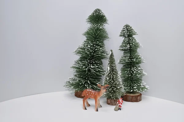 크리스마스 장식, 나무에 눈 — 스톡 사진