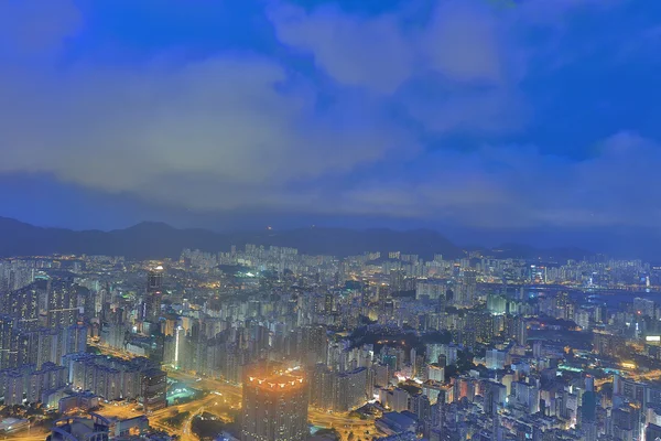 Kowloon skyline noite à noite — Fotografia de Stock