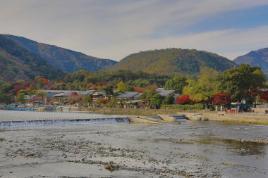 Arashiyama dağın alan