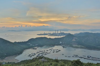 Ling Kok Shan dan Lamma görünümünü 