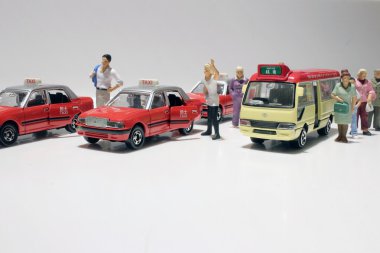 minyatür dünya figürü