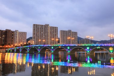 Şing Mun Nehri Shatin, Noel dekorasyonu ile