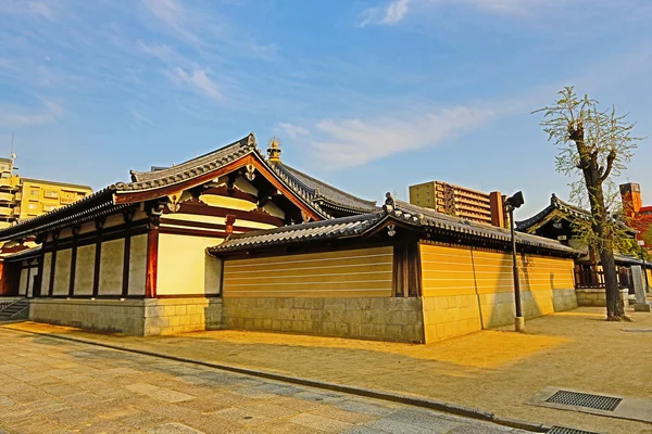 Templo Shitennoji en Tennoji Ward, Osaka — Foto de Stock