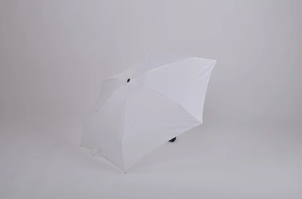 Біла парасолька для фону — стокове фото