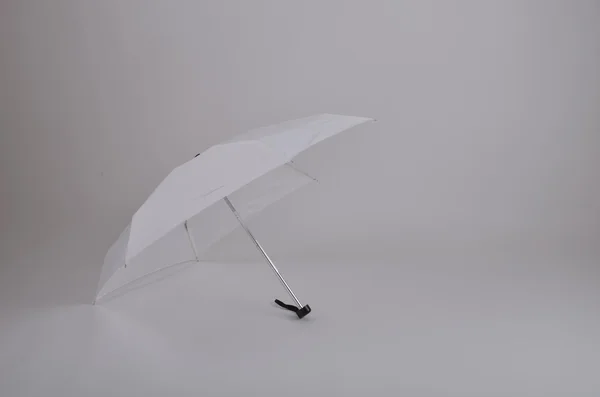 Parapluie blanc pour fond — Photo