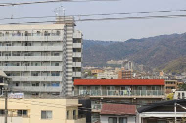 Kobe görünümü tren dışında Osaka'ya