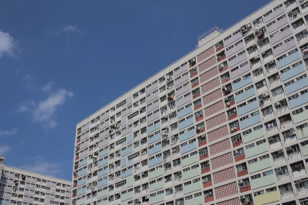 Vista sobre edifícios de apartamentos coloridos — Fotografia de Stock