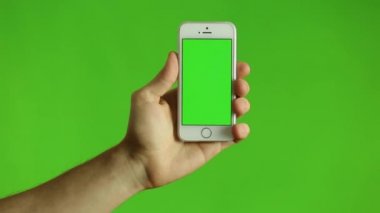 Yeşil renk ile akıllı telefon işaret parmak