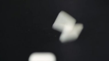 Işıklı düşen ilaçların yakın çekim