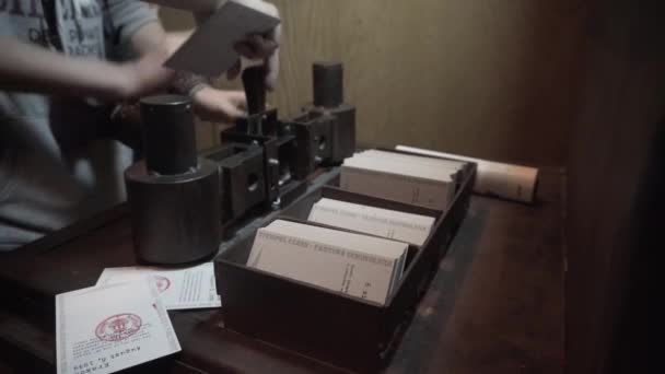 Museo della Fabbrica Schindlers a Cracovia . — Video Stock