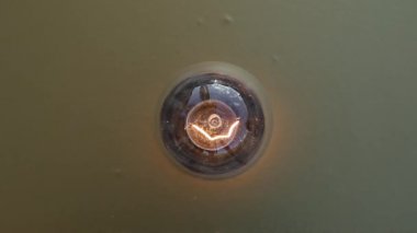 Dahil ampul fikirler Rheostat üzerinden