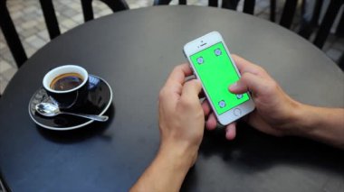 Dikey metin yazmak için yeşil ekran