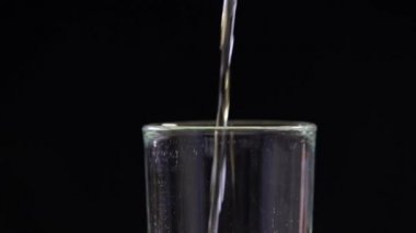 Bira kabarcıkları cam için