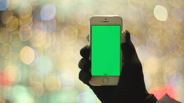 Smart Phone con schermo verde in controluce Facile da tagliare e da digitare . — Video Stock