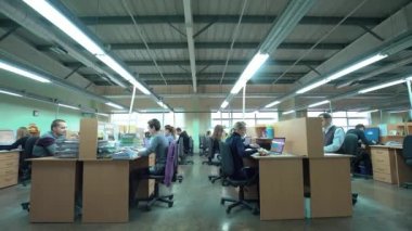 Office Plankton tarafından kendi üretim telefon ürünleri satıyor