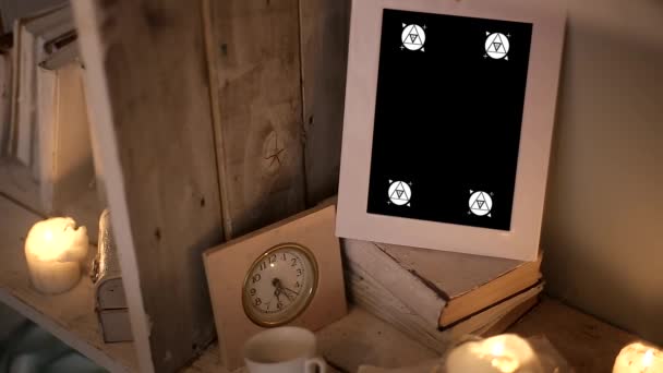 Mockup Video Displays kader voor Phototography zijn op de plank — Stockvideo