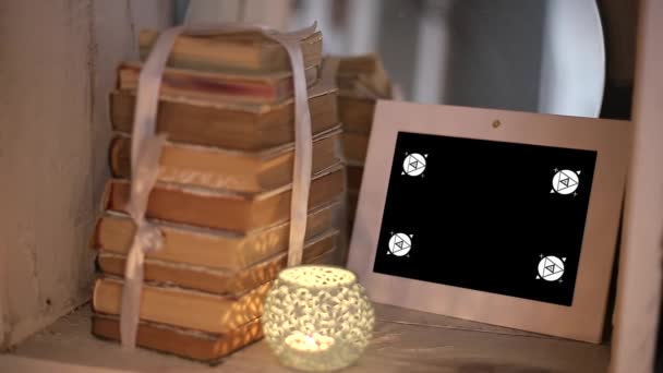 Mockup Video Displays kader voor Phototography zijn op de plank — Stockvideo