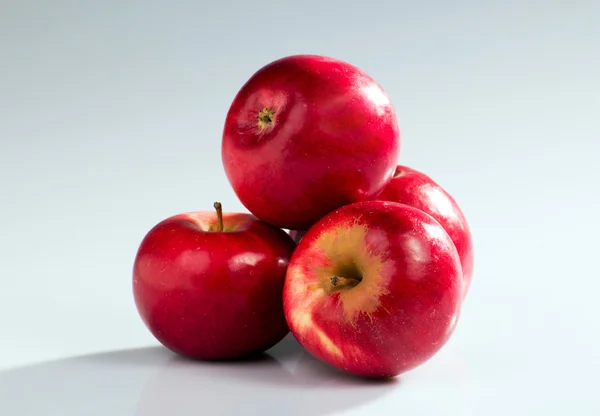 toplu olarak kırmızı elmalar