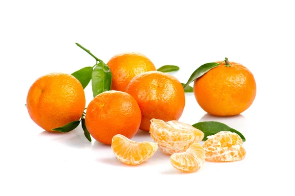 Mandalina veya mandalina meyve izole