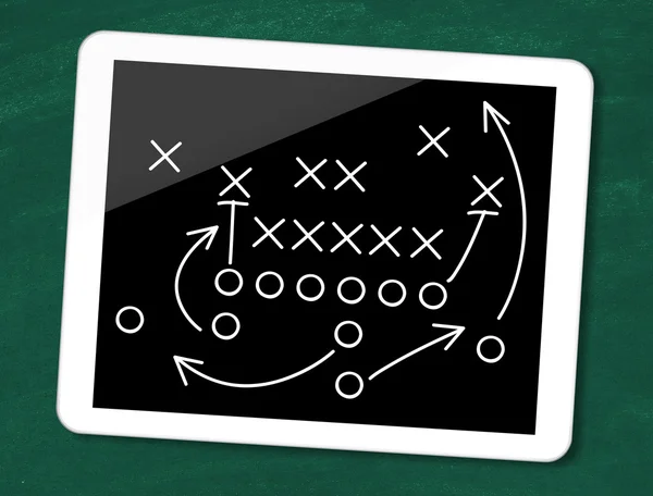 Fotboll taktik på Tablet PC — Stockfoto