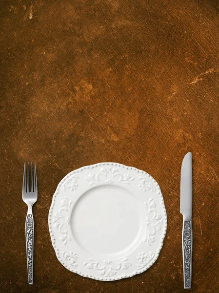 Configuração da mesa na mesa de madeira — Fotografia de Stock