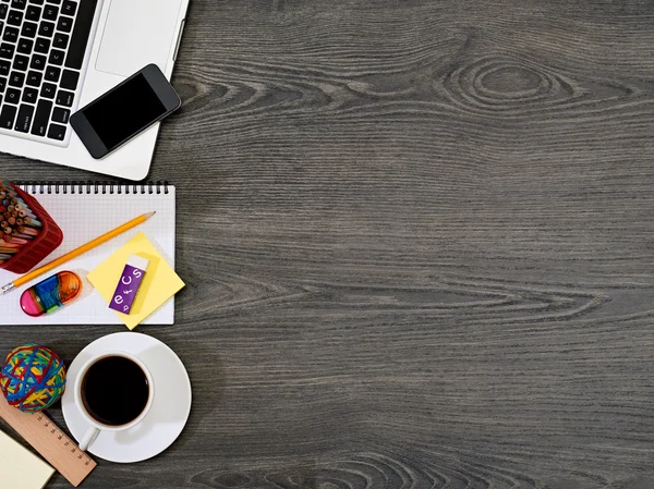 Mesa do escritório de trabalho — Fotografia de Stock