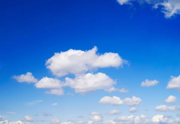 Blue cloudy sky — Stock Photo, Image