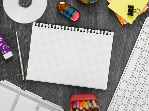 Ofis çalışma masası