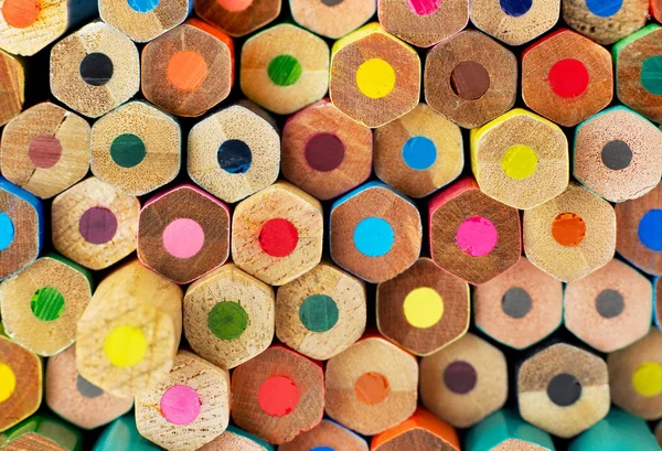 Çok renkli kalem arkaplanı