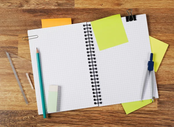 Caderno na mesa — Fotografia de Stock