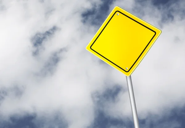 曇り空の安全道路標識 — ストック写真