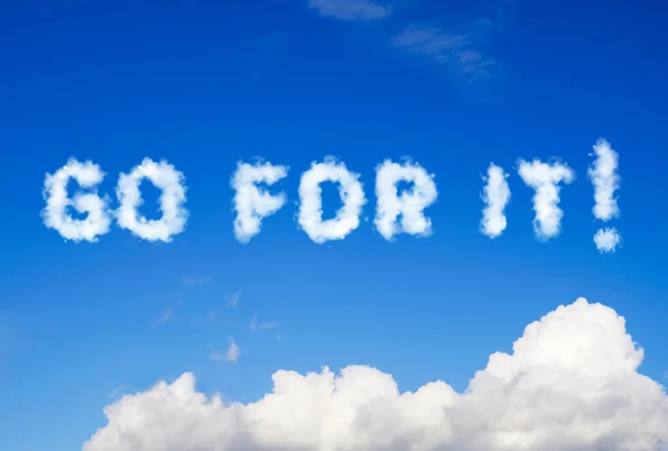 それのために行く雲のメッセージ — ストック写真