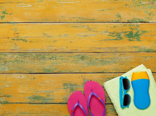 Plaj öğeleri güvertede