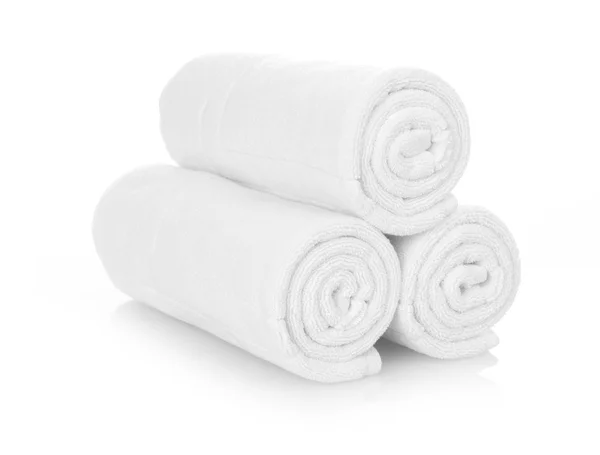 Rolou toalhas brancas — Fotografia de Stock