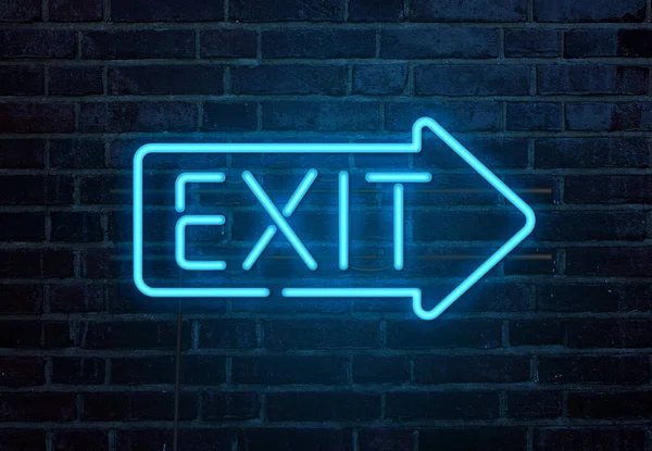 Exit Neon Sign Brick Wall — Stock fotografie