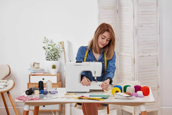 Seamstress Woman Workshop — Stock Photo, Image