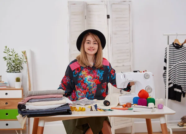 Seamstress Woman Workshop — Stock Photo, Image