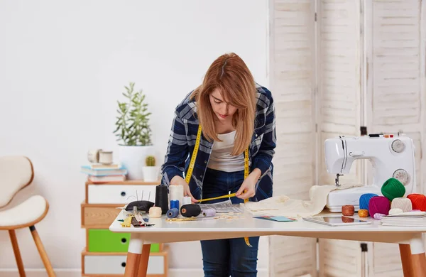 Seamstress Woman Workshop — Stock Photo, Image