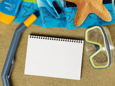 Plaj sahne boş kitap ile