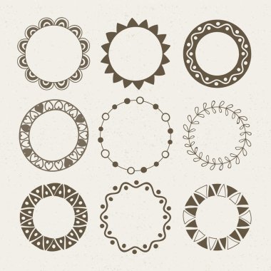 Dokuz farklı çerçeveler vektör kümesi.